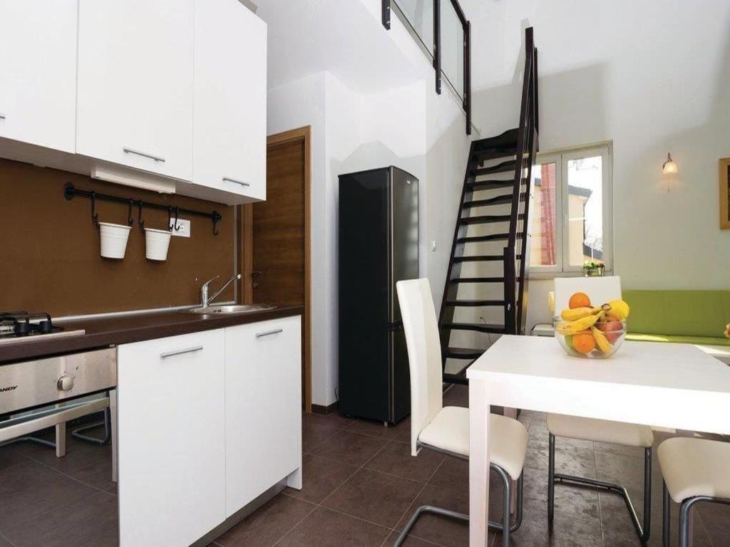 Apartments Grzic Porozina Zewnętrze zdjęcie