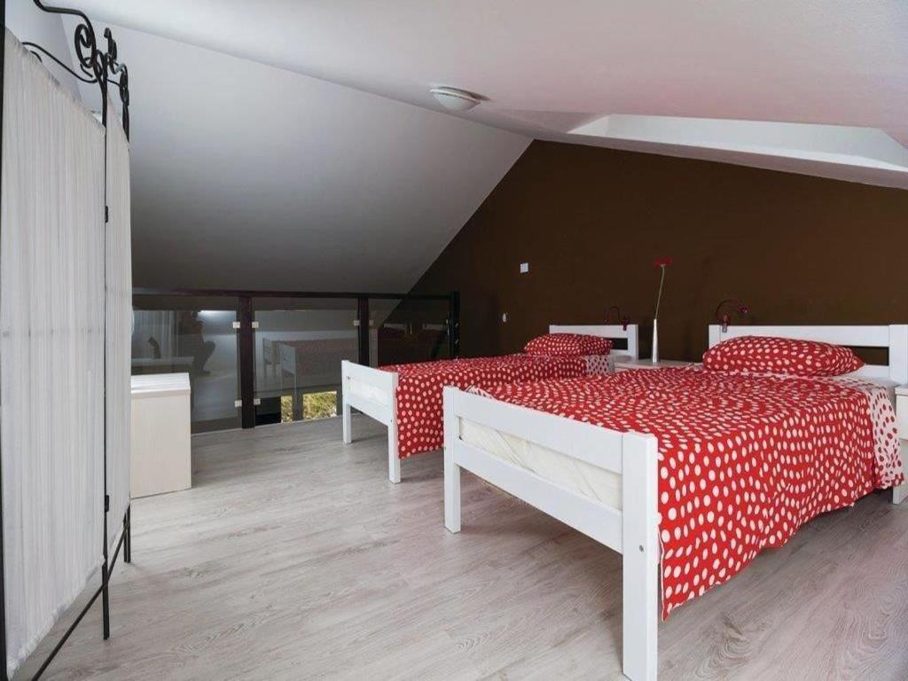 Apartments Grzic Porozina Zewnętrze zdjęcie