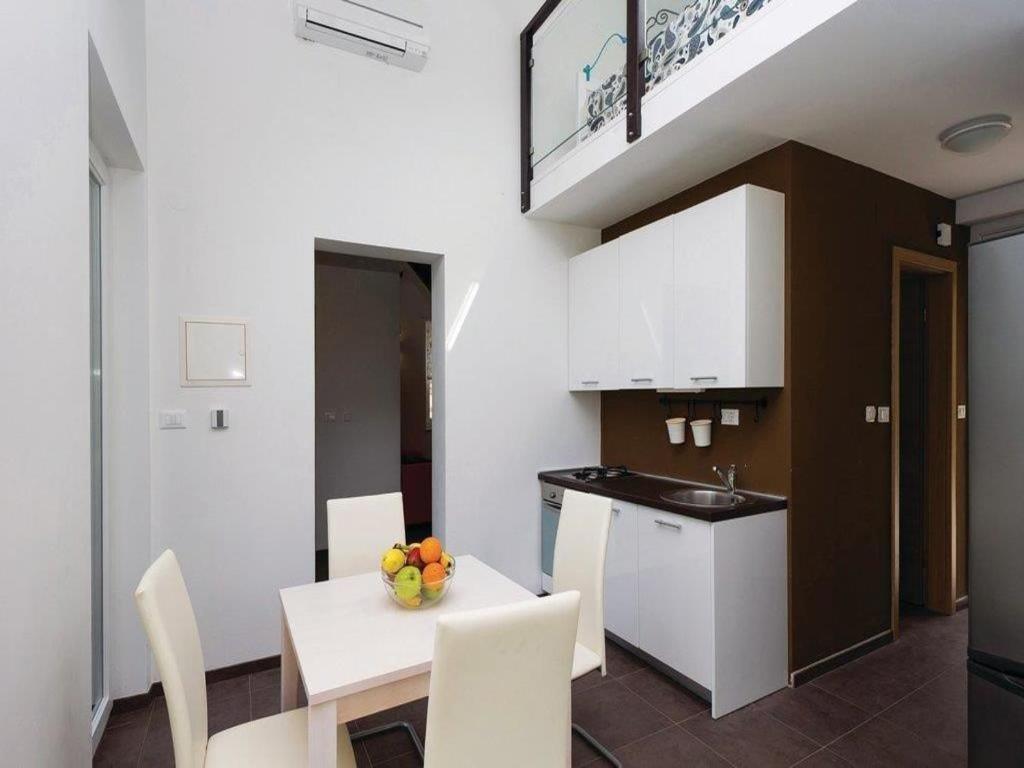 Apartments Grzic Porozina Zewnętrze zdjęcie